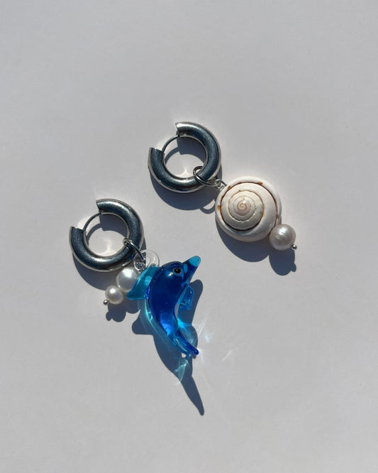 The Glacier Dolphin Pearl Earrings - Silver