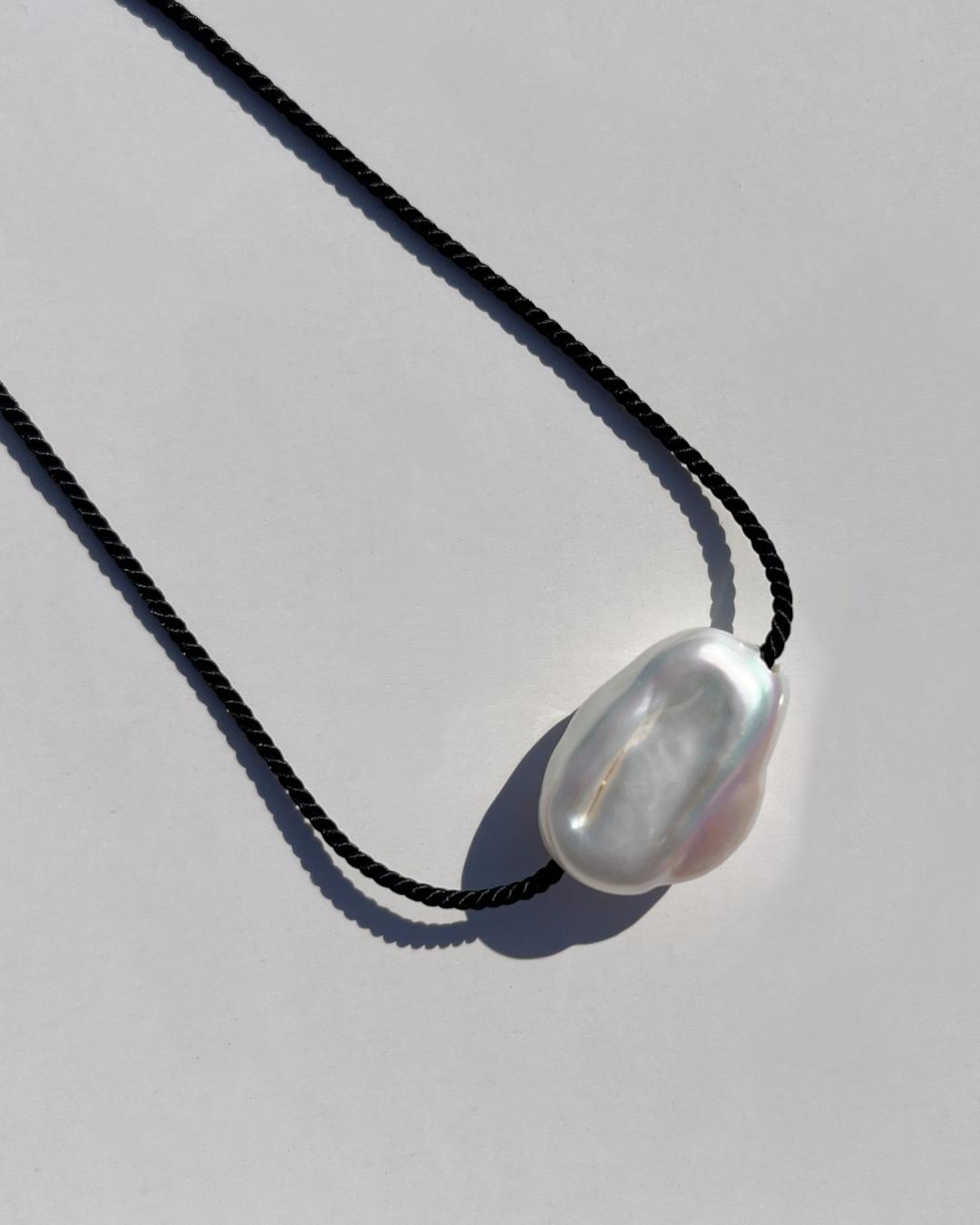 The Baroque Cord Necklace - Nior (preorder)