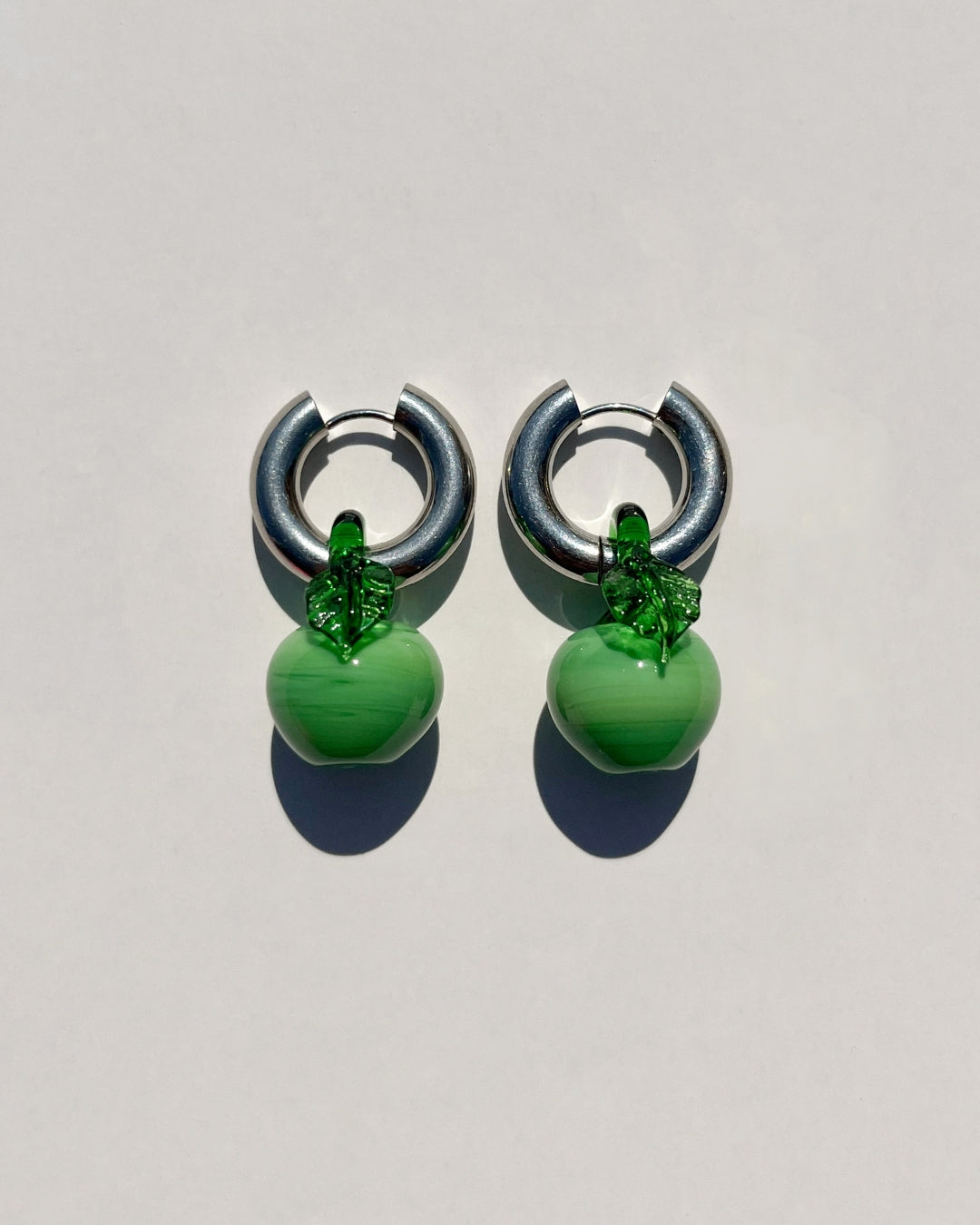 The So Julia Apple Earrings - Green